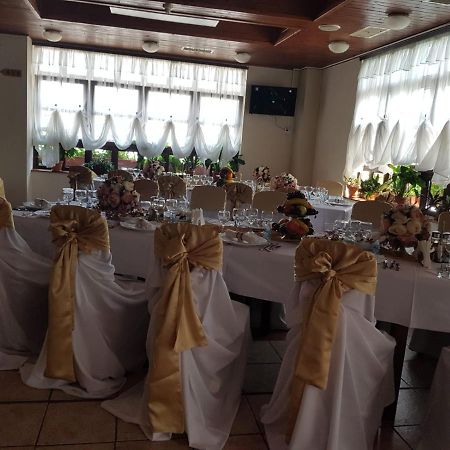 Motel Din Darste 사셀레 외부 사진