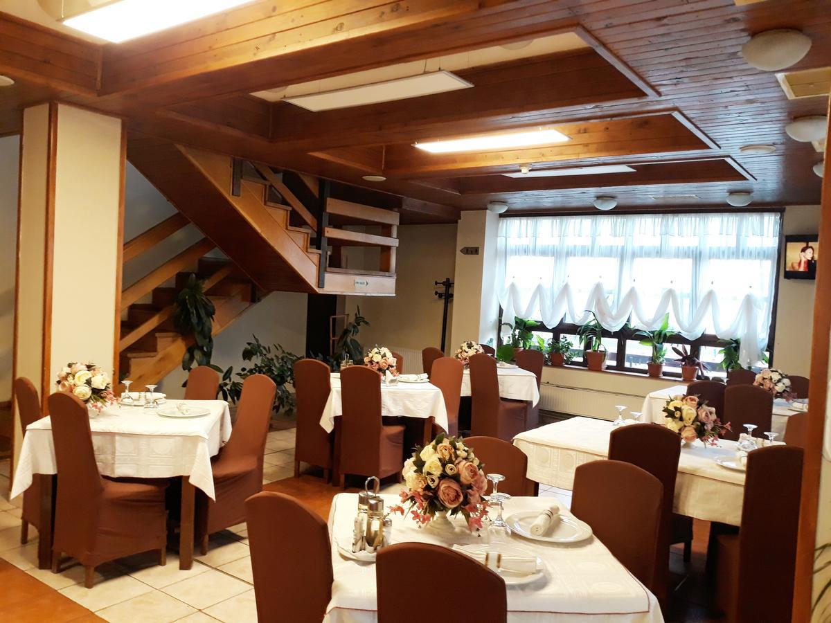 Motel Din Darste 사셀레 외부 사진
